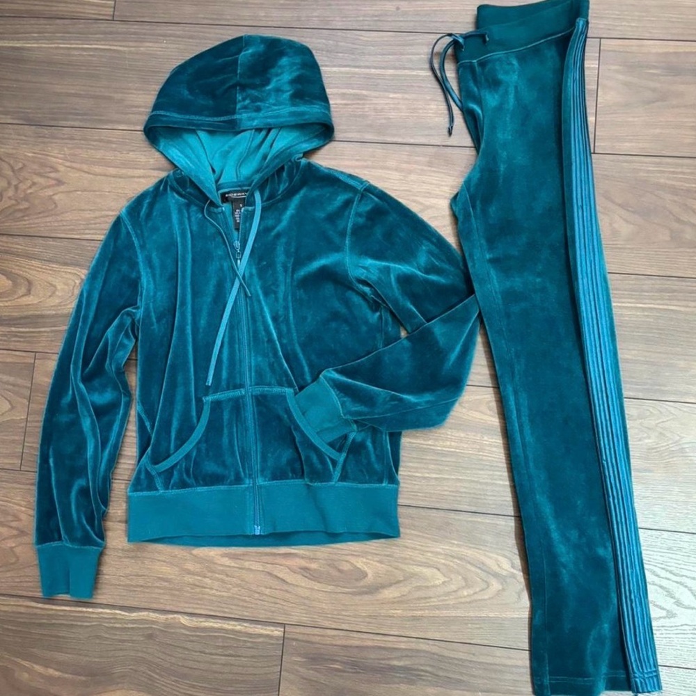 Women's Teal Velour Zip Hoodie & Drawstring Joggers Set
